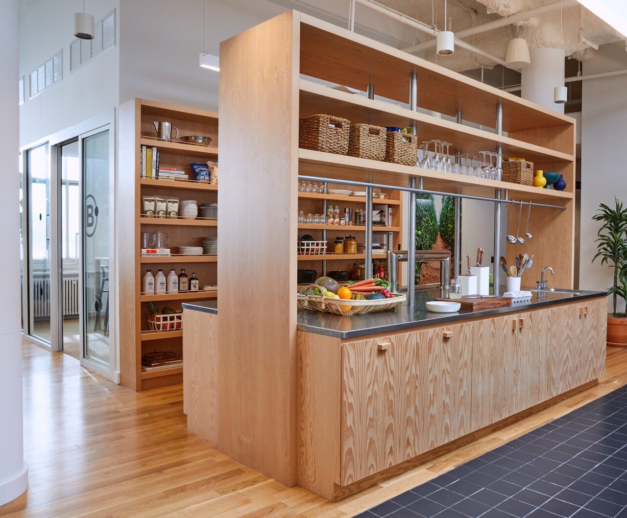 ARowley_TheLuupe_WeWorkFoodLabs_012620_0190_retCrop.jpeg