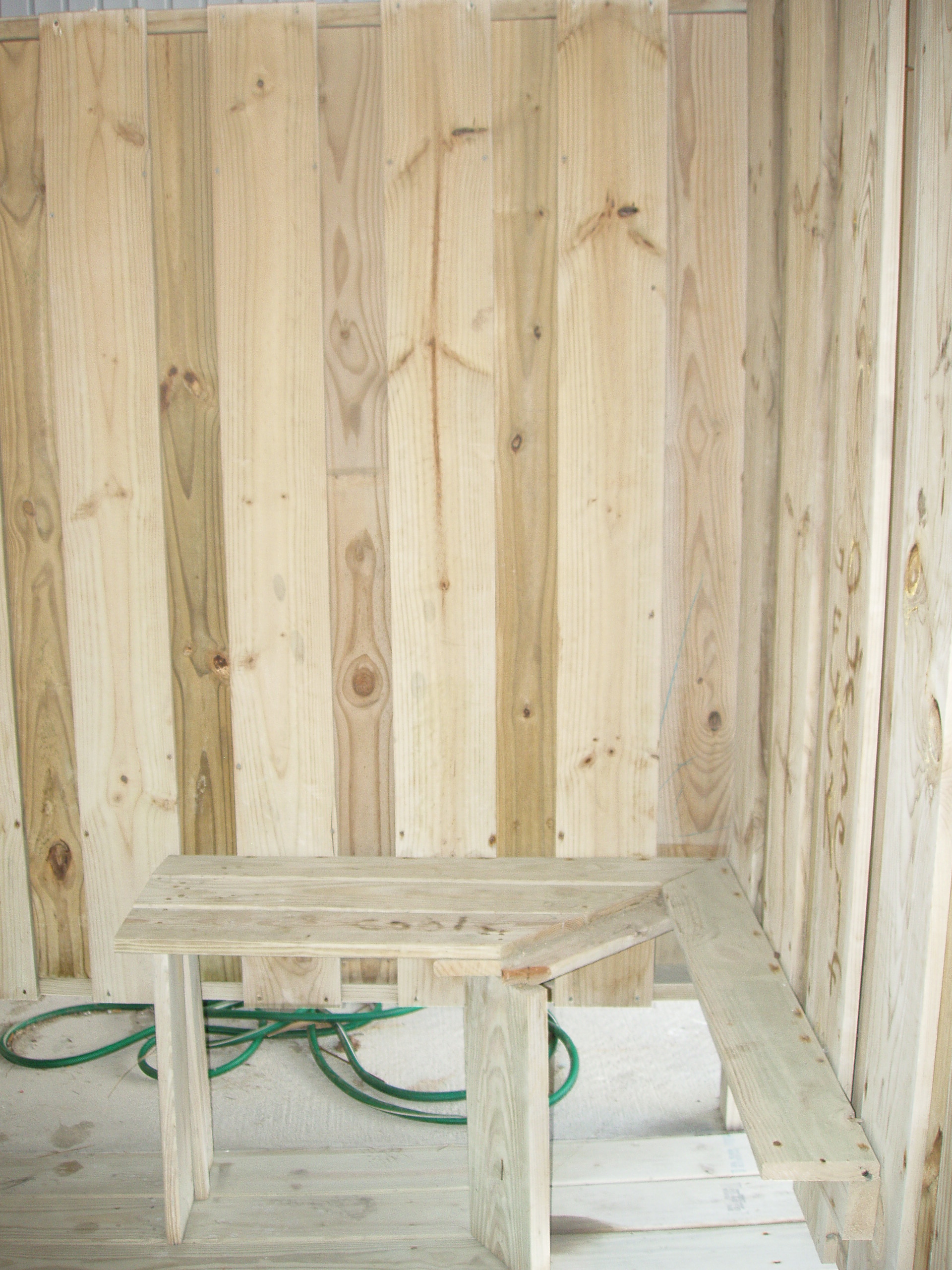 outsied shower 2.JPG