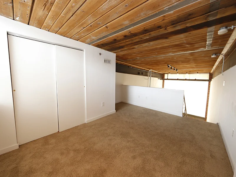 807 East Main StZ.JPG