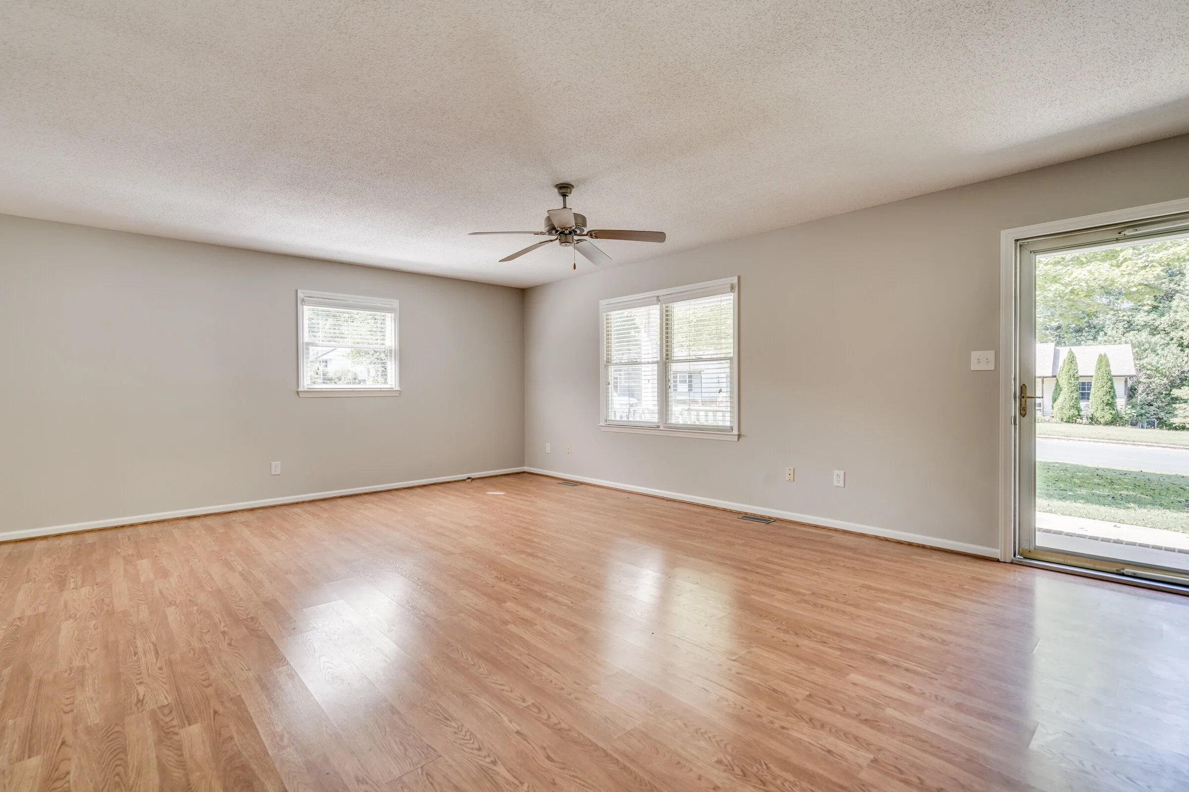 1008 Carr Street-6.jpg