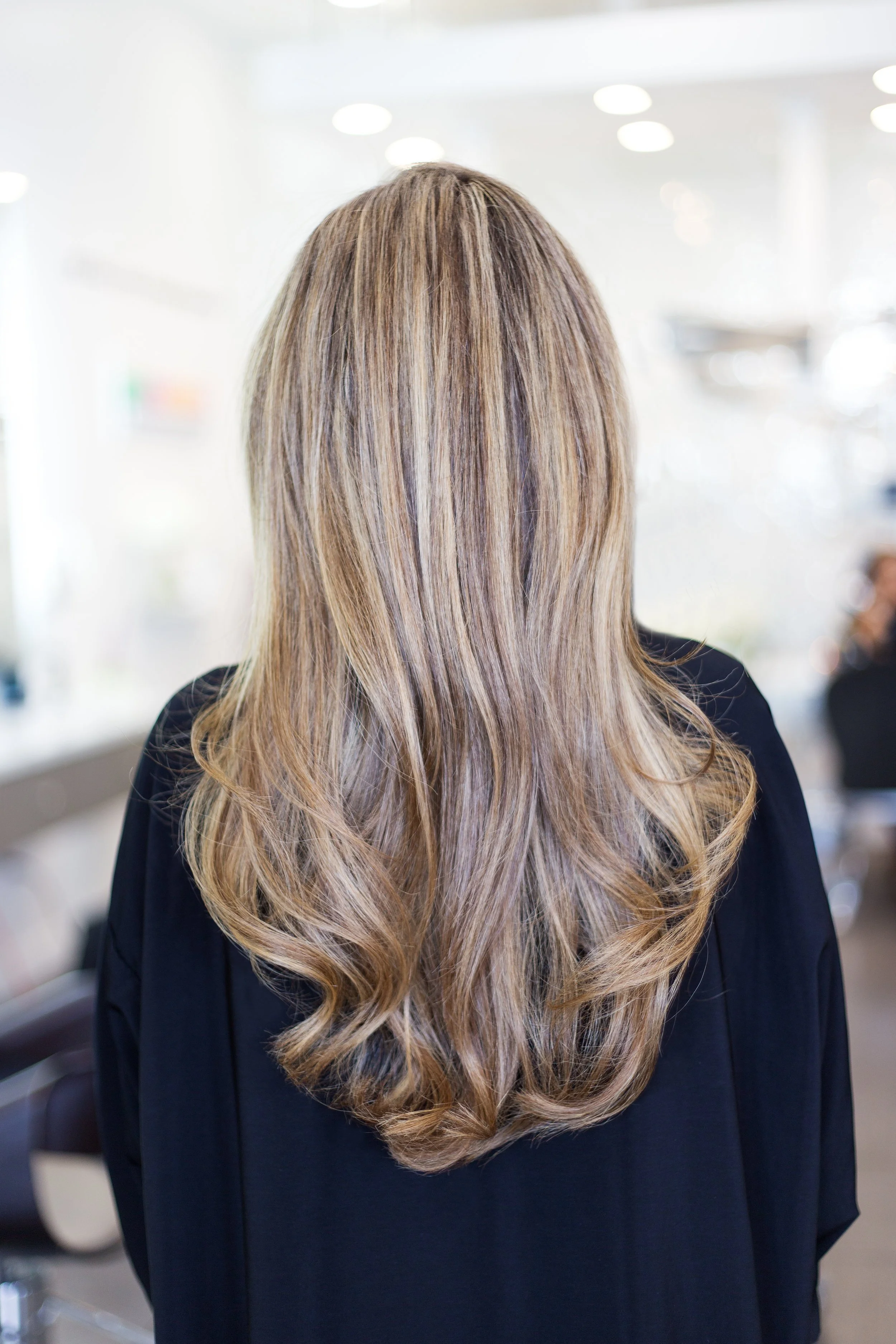 Openings at Très Chic Salon