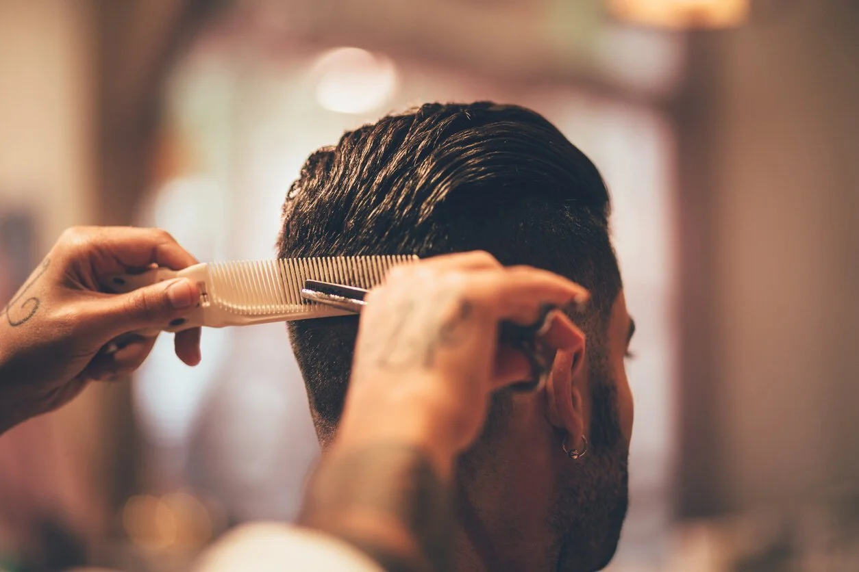 Options Salon & Spa Needs Holiday Help