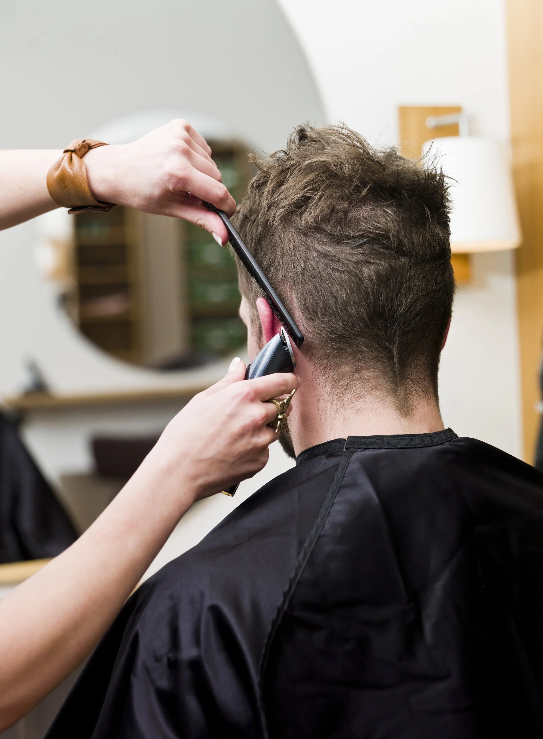 Help Wanted at Reagle Beagle Men's Salon