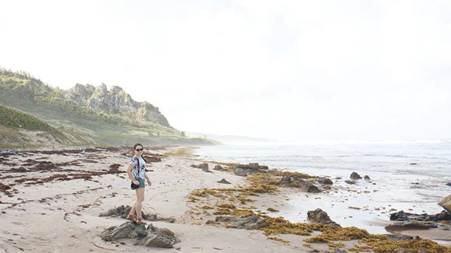 Pretty lucky that I get to go through life everyday with this one! Couldn't imagine it any other way. After searching high and low yesterday we finally came across some wild monkeys, then headed toward the atlantic coast to check out the surf.