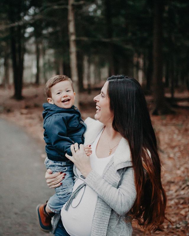 Ces rires 😍
⠀⠀⠀⠀⠀⠀⠀⠀⠀
#photographefamille #mariage #wedding #weddingphotographer #athomesession #famillyphotographer #babyboy  #amandanicko #motherhood #lifestylesession