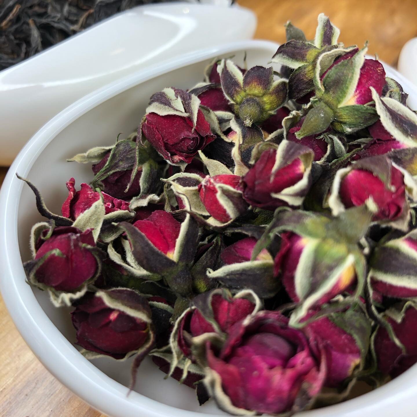 Sun dried wild rose buds from Yunnan. Try them in your favorite tea or herbal blend.