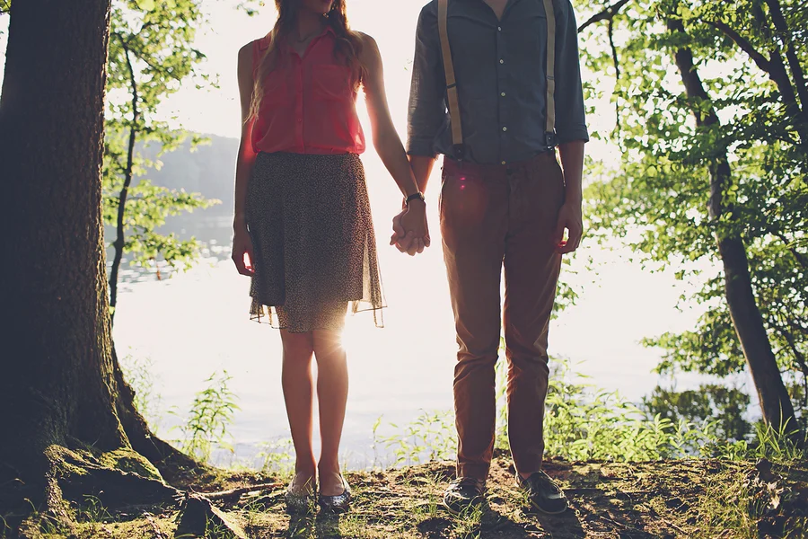 Whitney_Hoerr_Brooke_Courtney_Photography_JayBlytheEngagements081_low.jpg