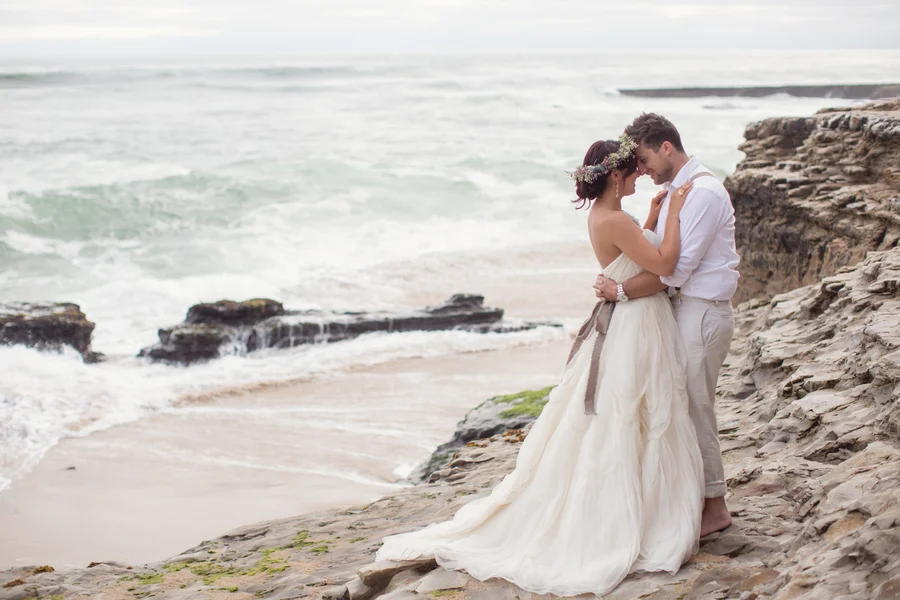 Elrod_Hussar_Laura_Hernandez_Photography_EvanNikkiStyledShoot20142BL3_low.jpg