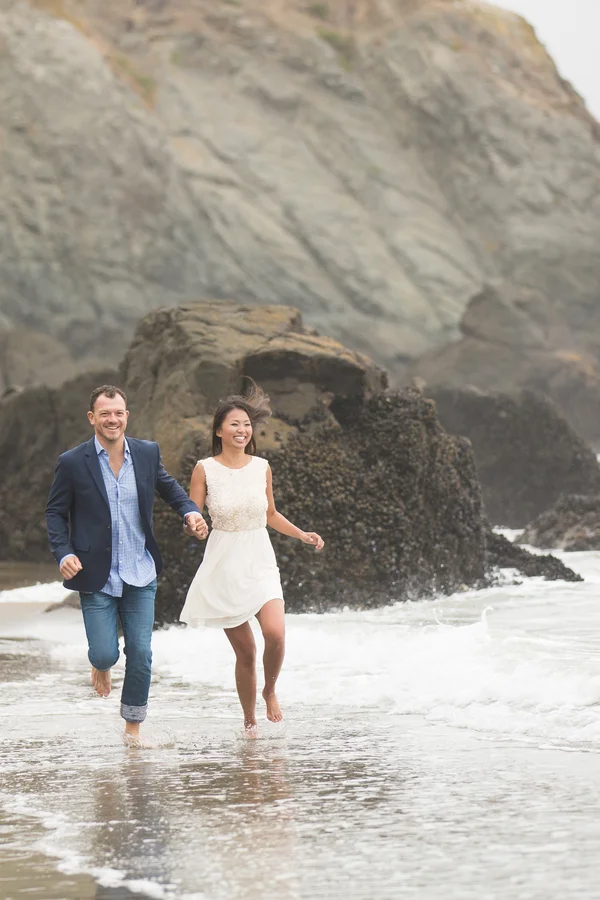Adrienne_Kosel_Tyler_Rye_Photography_LisaAndrewBakersBeach122of128_low.jpg