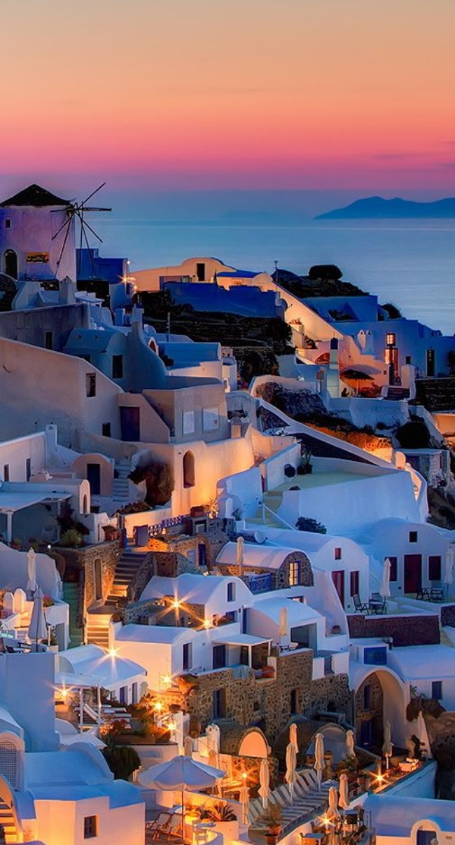 Photo via 99 Travel Tips 