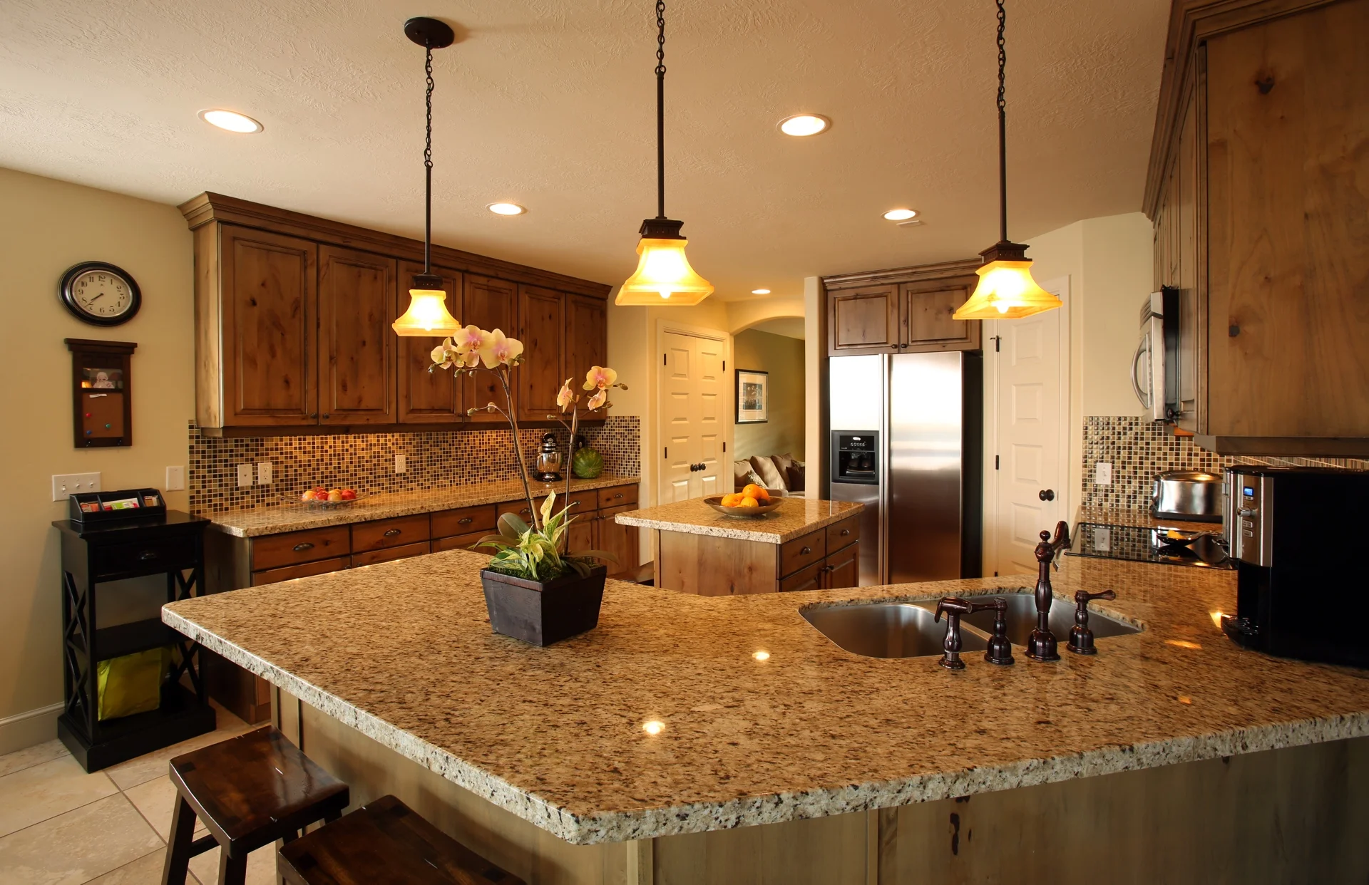 crest_kitchen1.jpg