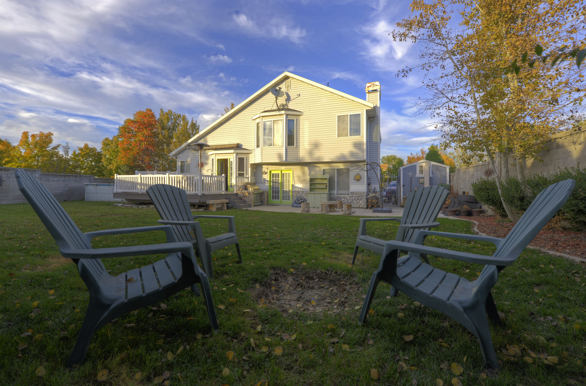 Back:chairs.jpg