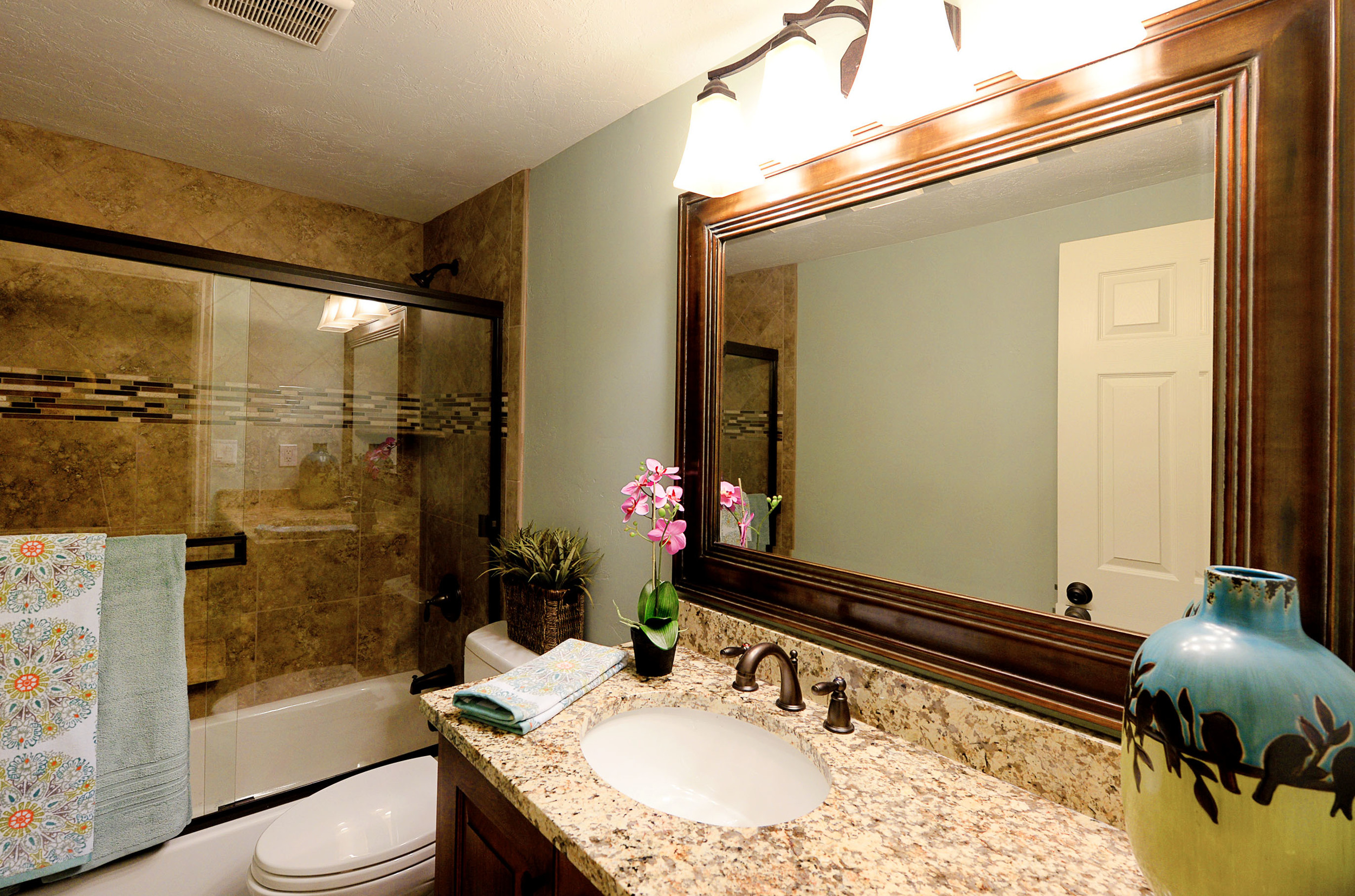 Bathroom1.jpg