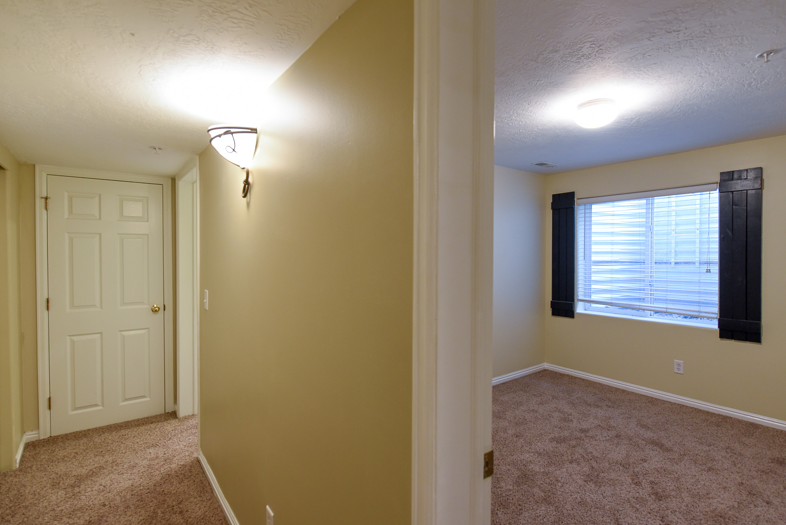 hallway1.jpg