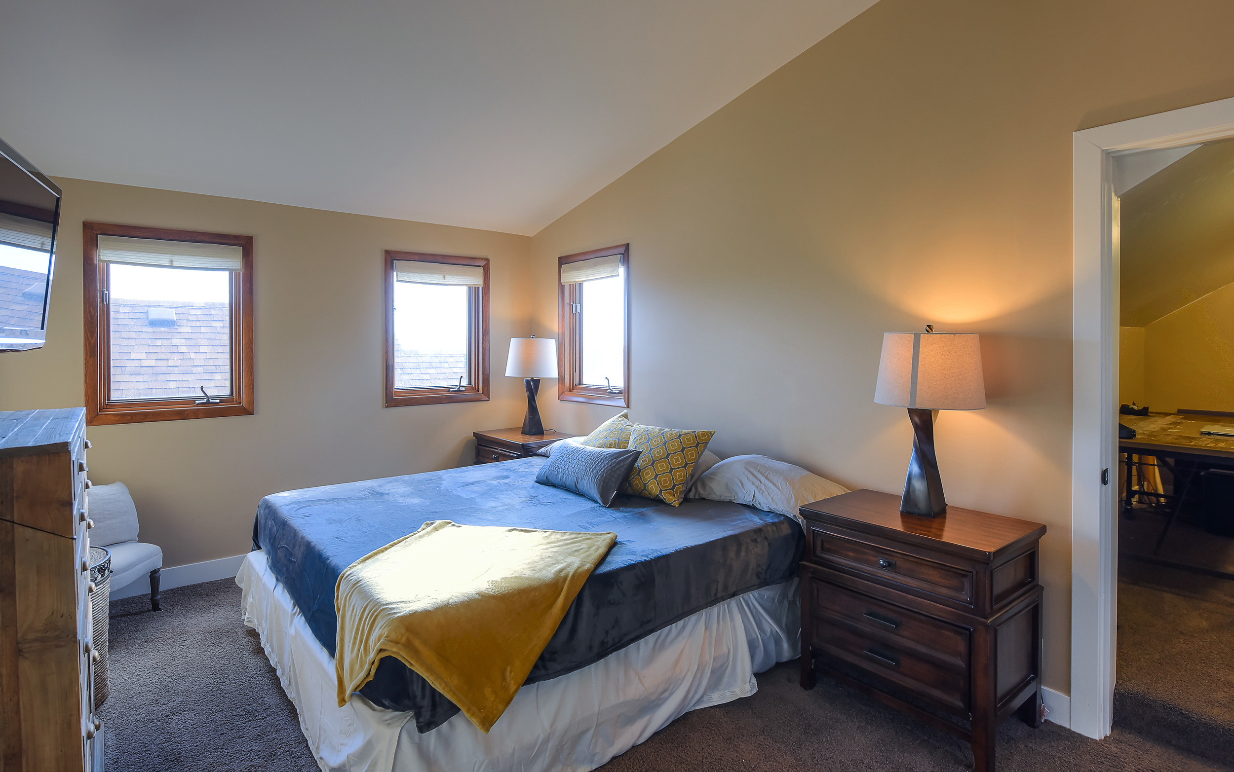 Master bedroom.jpg
