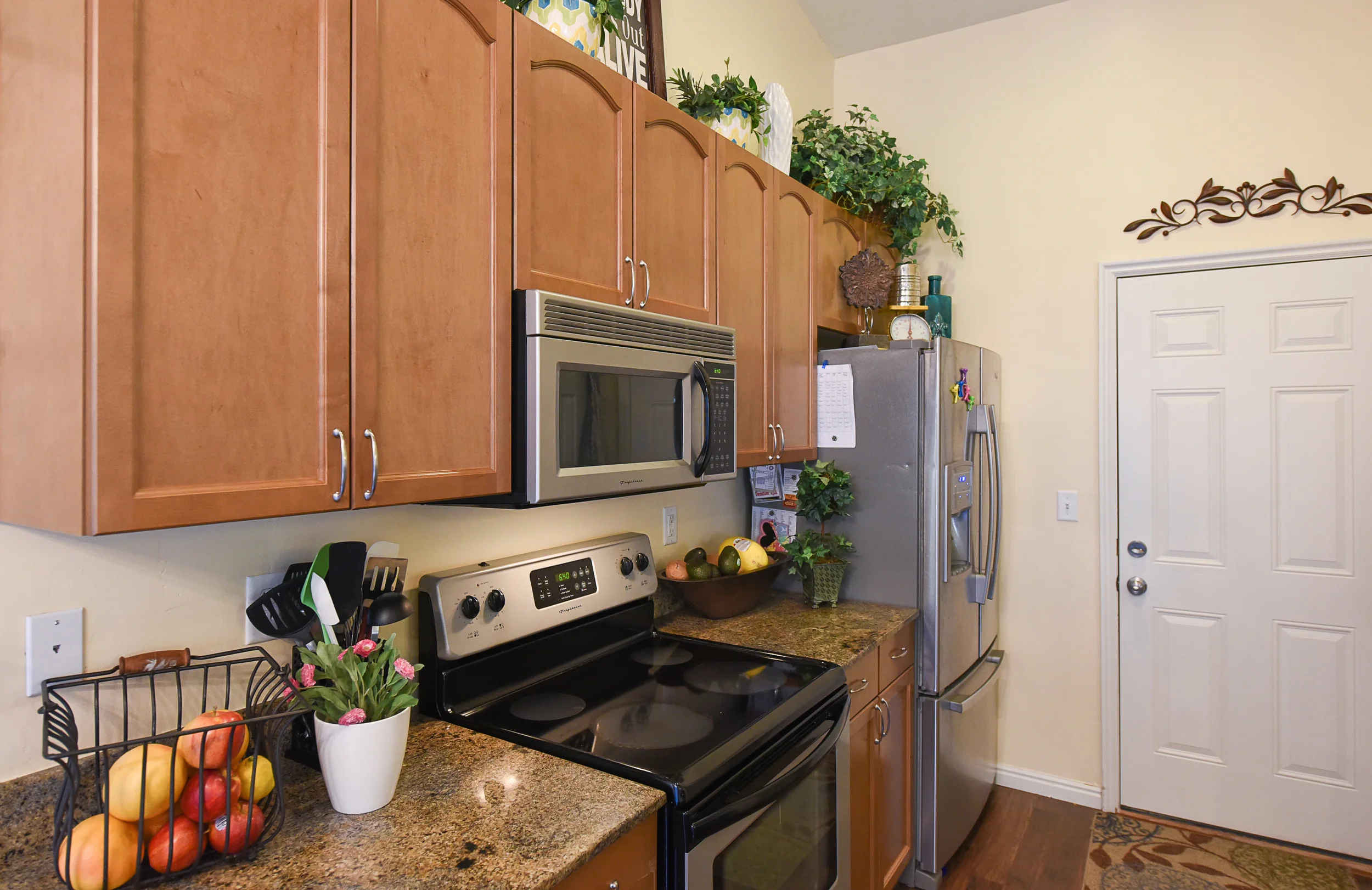 Kitchen2.jpg
