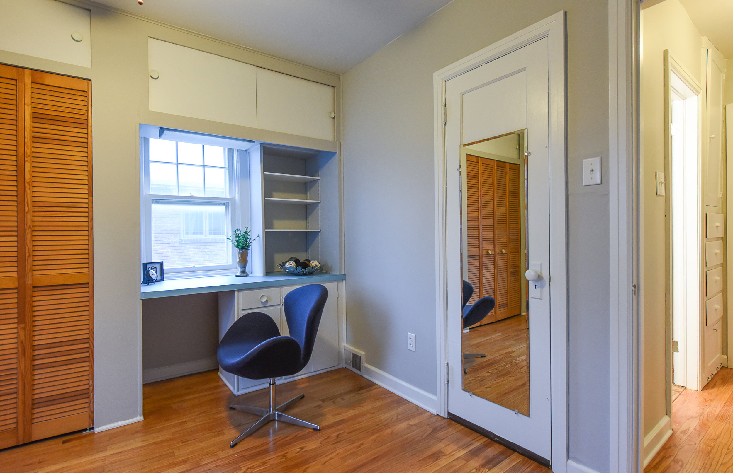 bedroom2.jpg