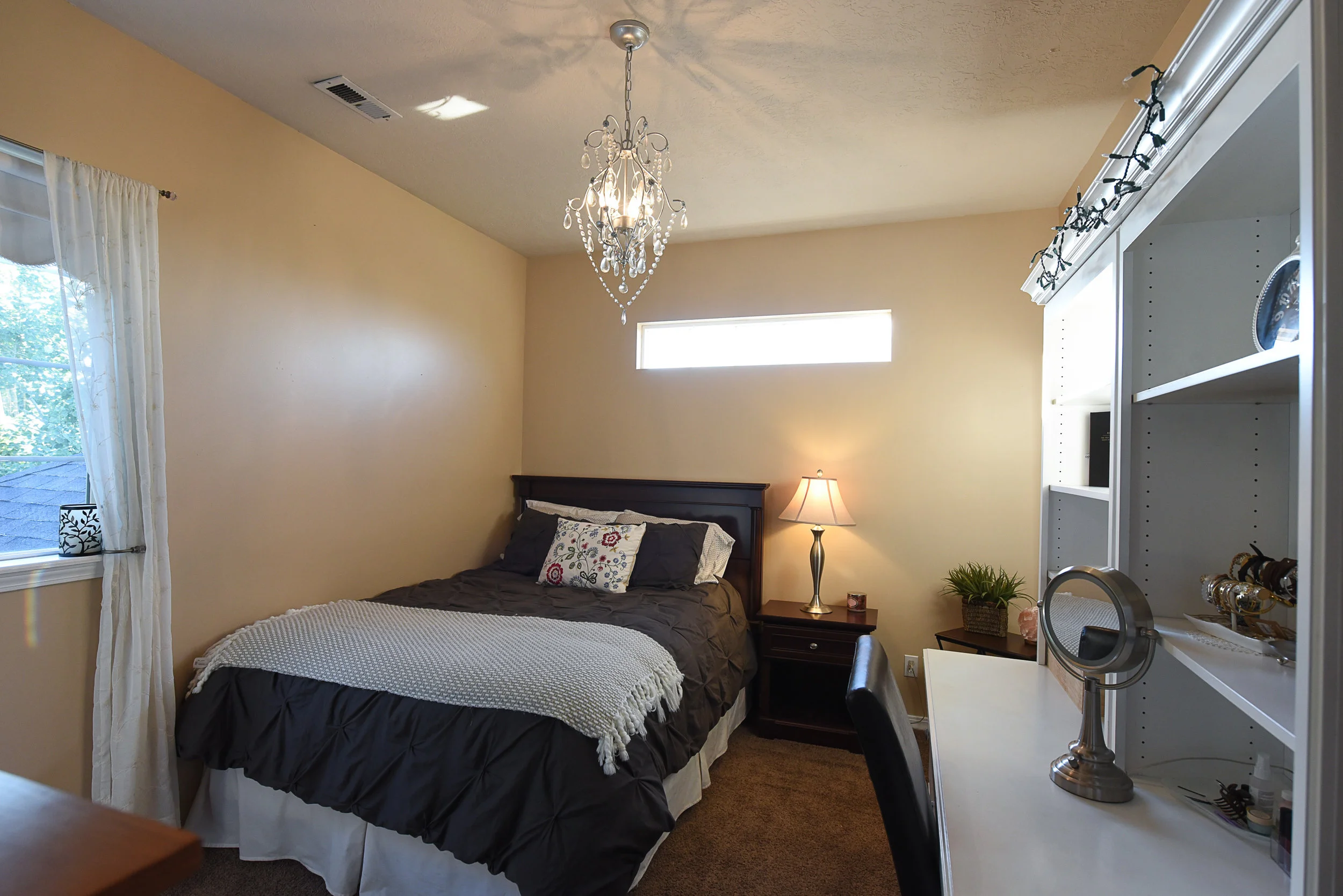 bedroom3a.jpg