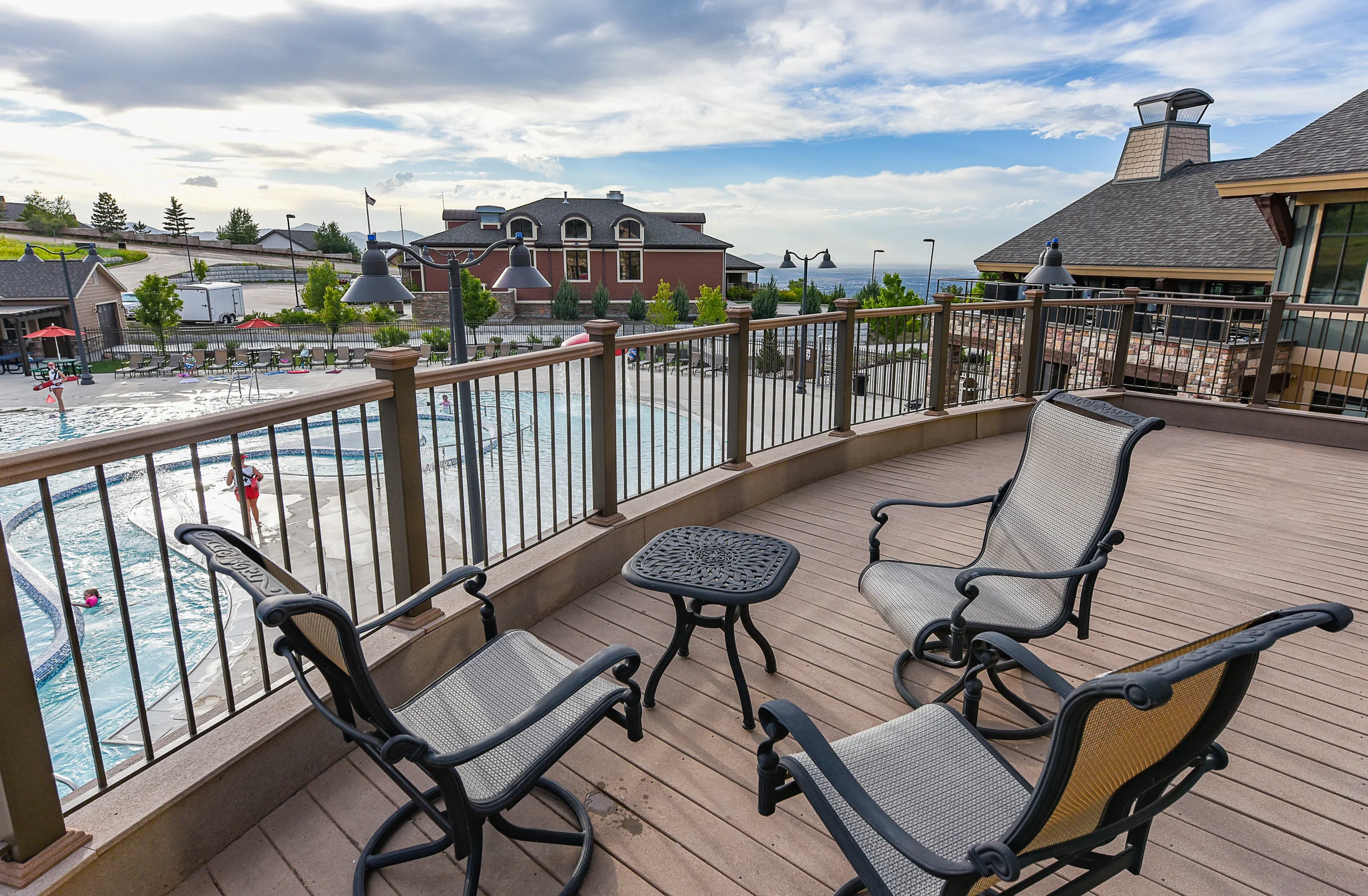 clubhouse-deck.jpg