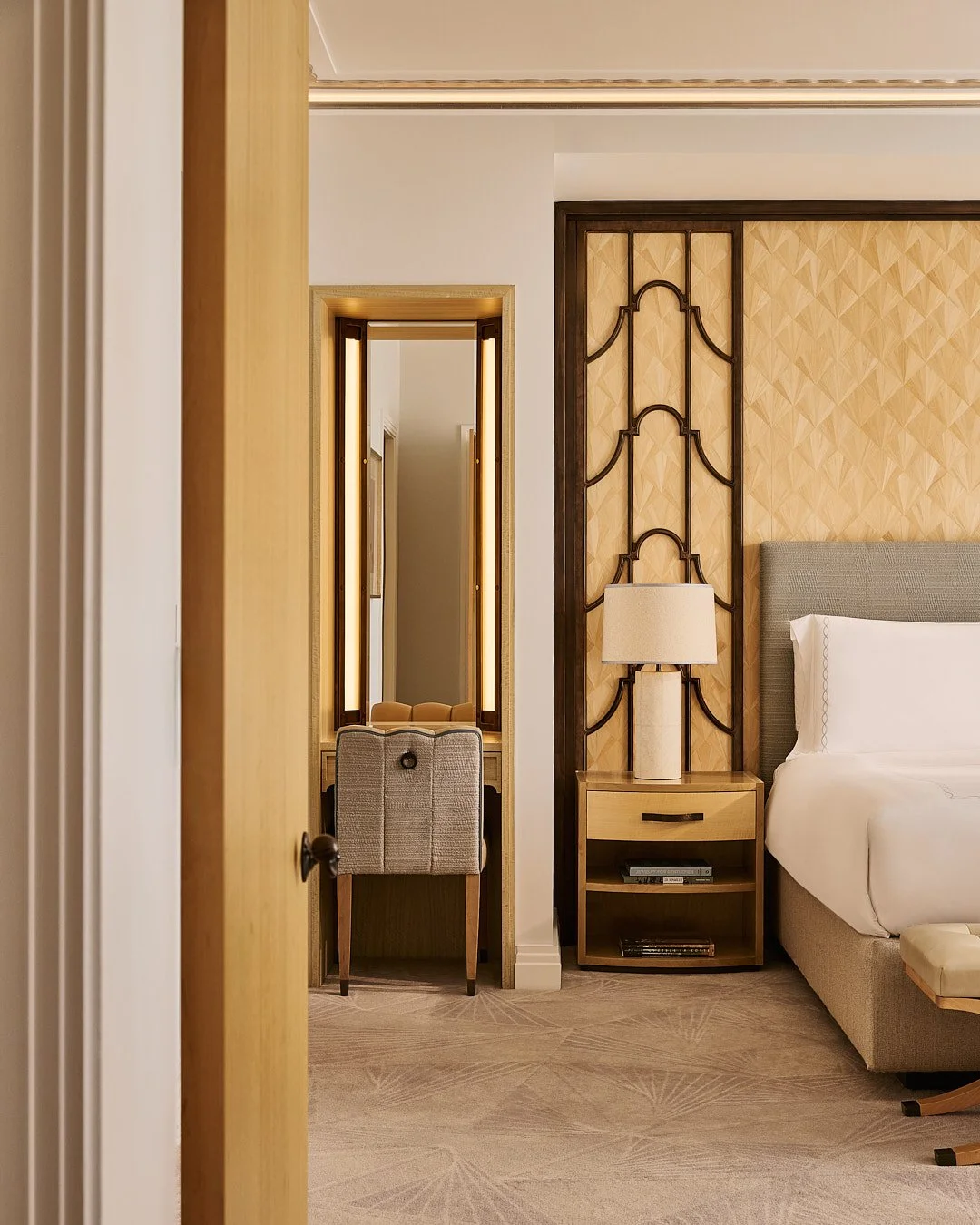 Claridges 530 277_low.jpg