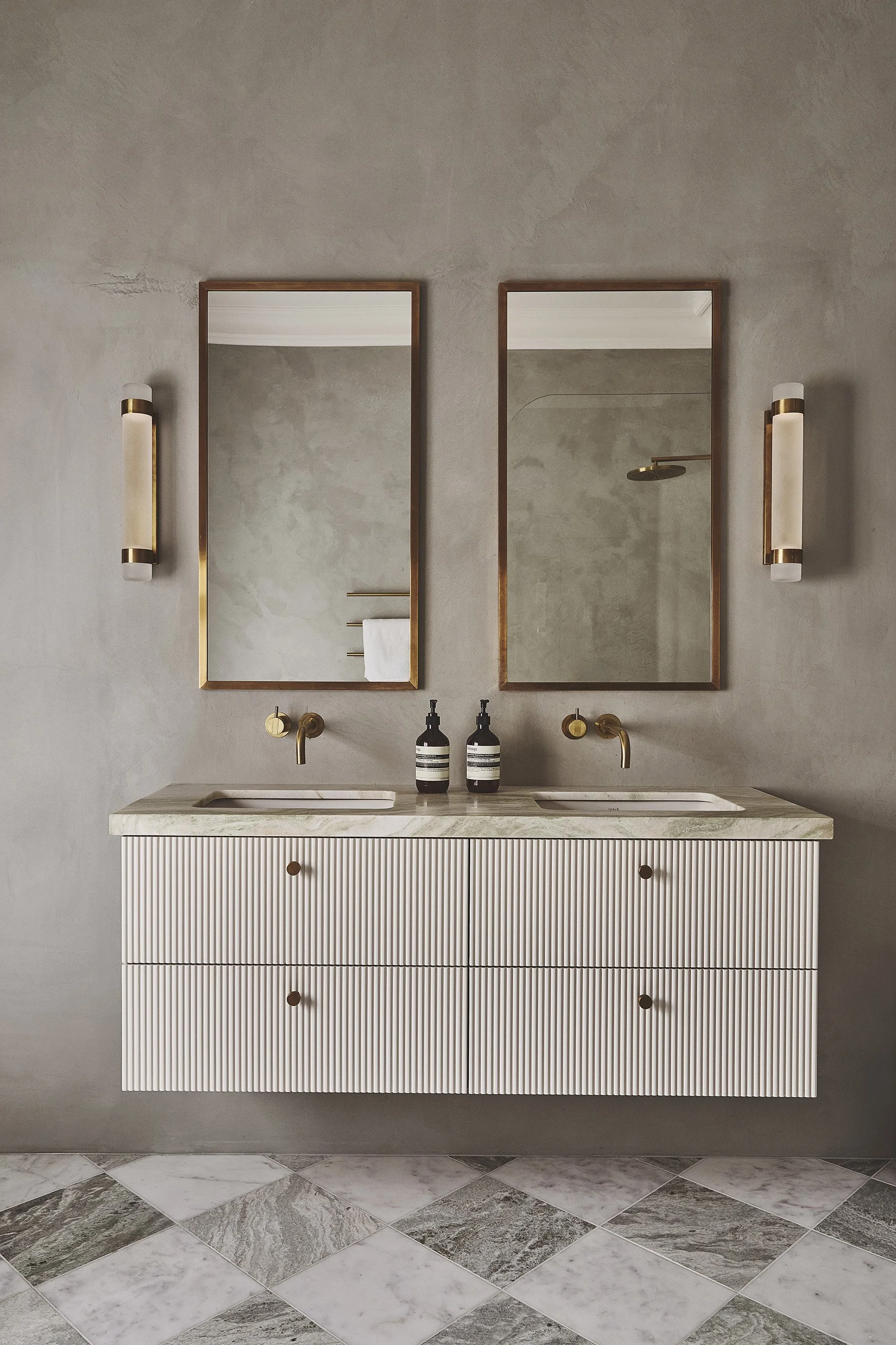 Carlyle Square  436.jpg