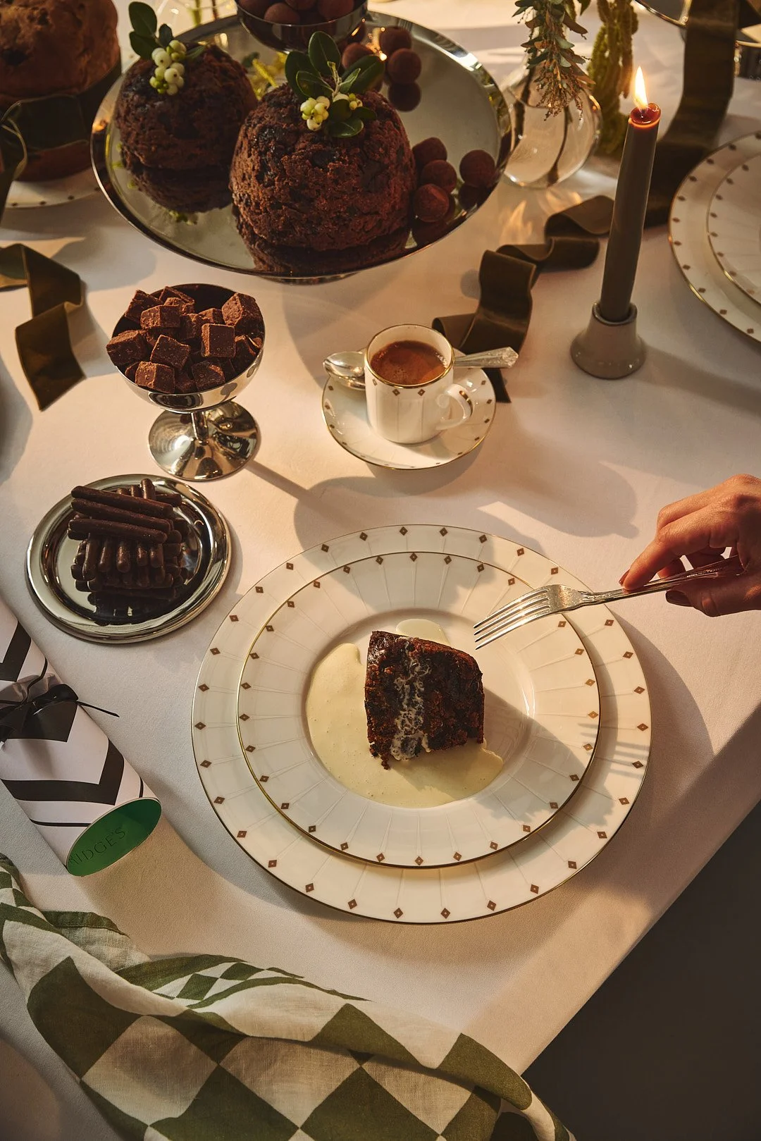 Claridges xmas retail 25 363_low.jpg