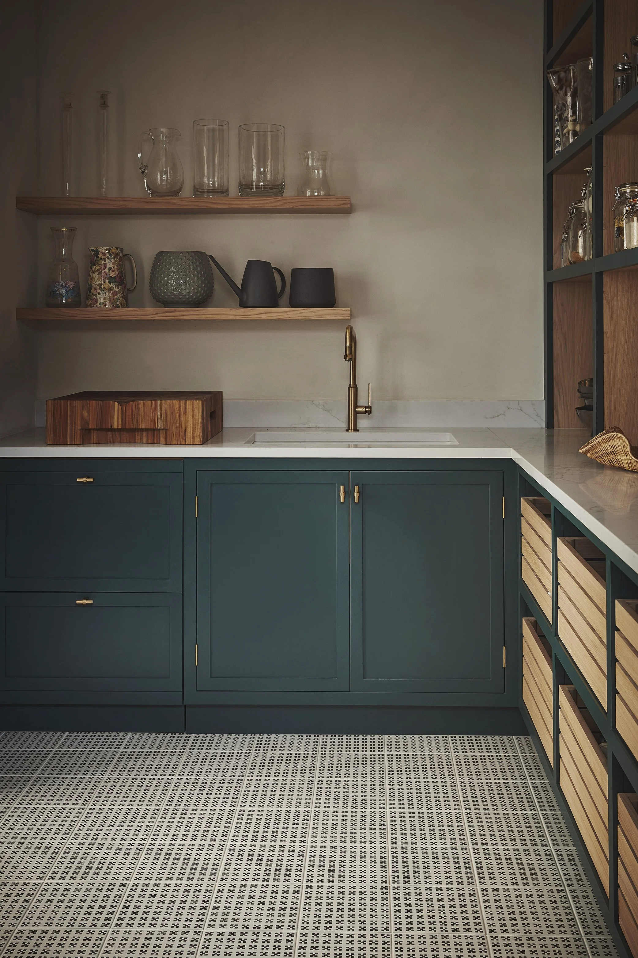 Sheen Common 181 v3.jpg