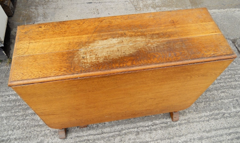 Furniture restoration — rescuing a damaged oak table with beeswax polish —  Cambridge Traditional Products