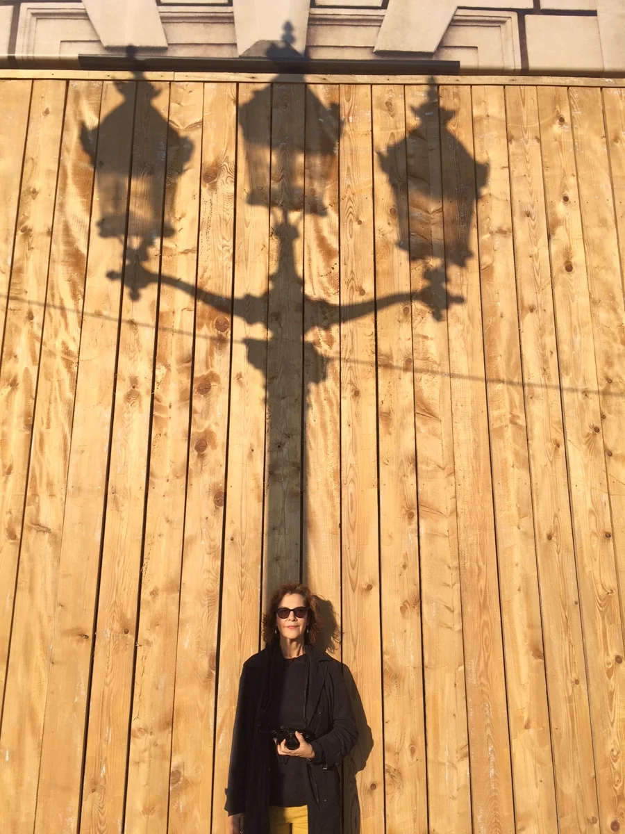 Layne Lightpole Paris byJeanMarcGiboux.jpg