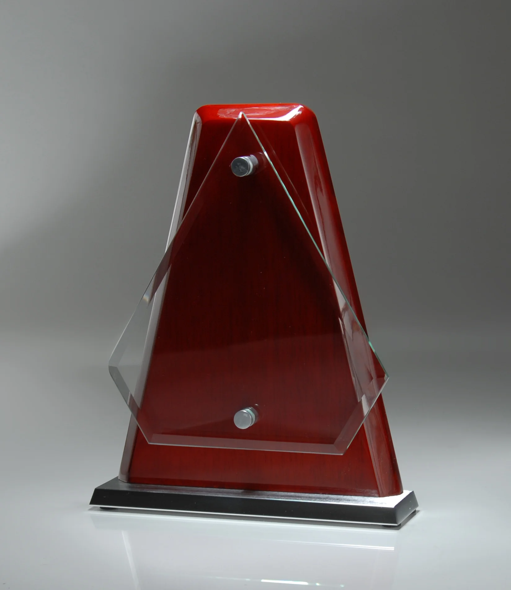 Glass in Arrowhead Position 8.5" (Includes Engraving)