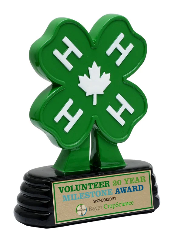 4-H CANADA Resin 4" (Includes Engraving)