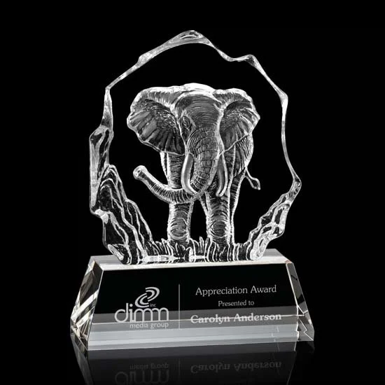 Ottavia Elephant Award 8.5" (Engraving Included)