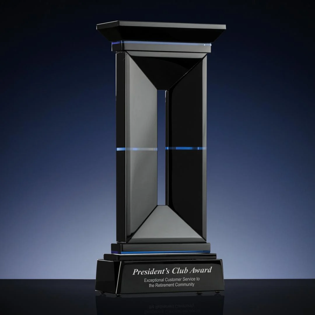 Traviata Award 13.5" (Engraving Included)