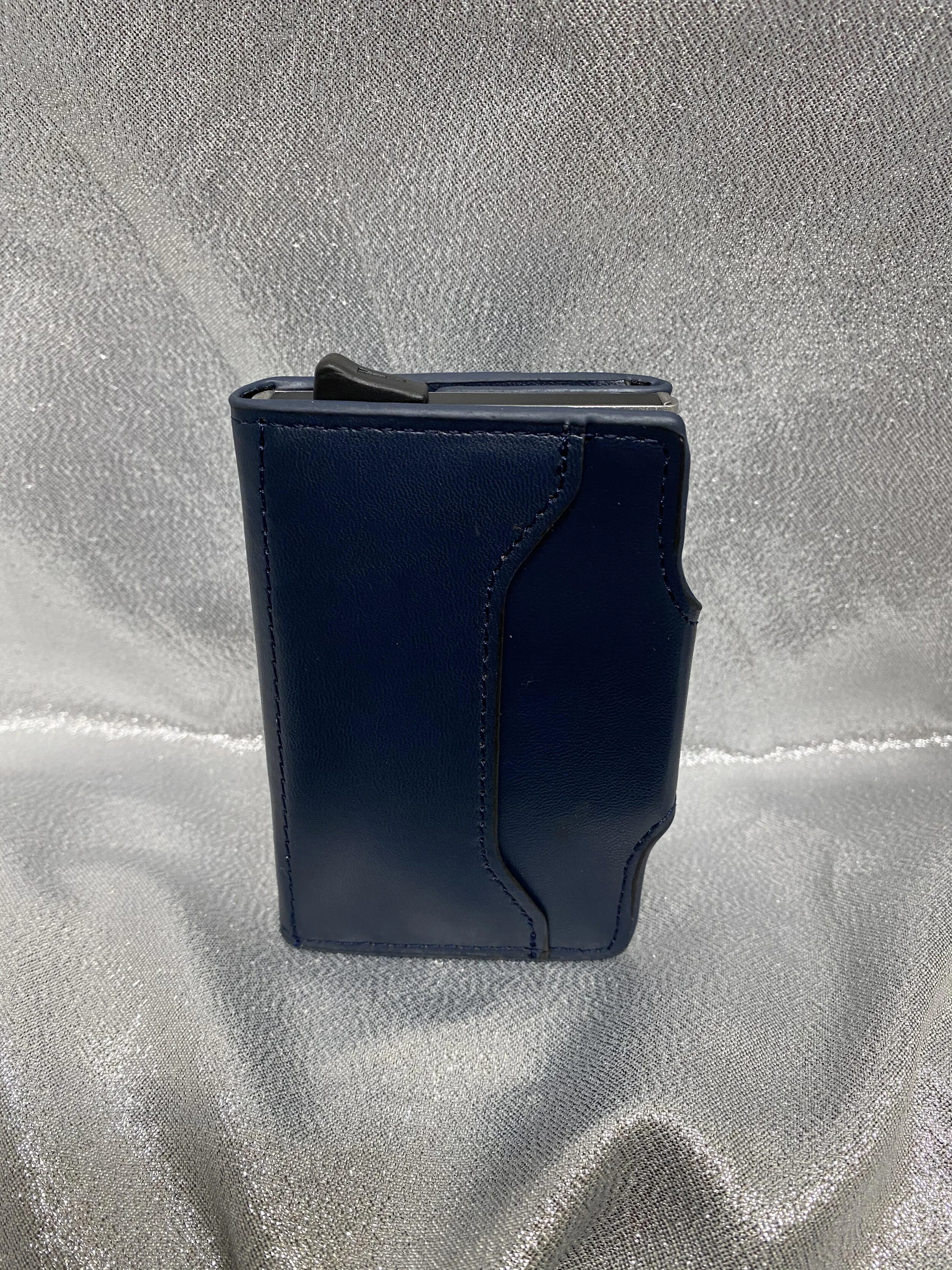 blue wallet 4.jpg
