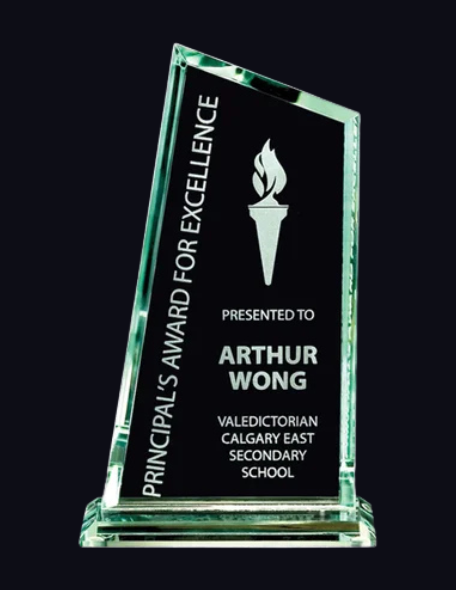Wingfield Glass Award- 3 Sizes (Includes Engraving)