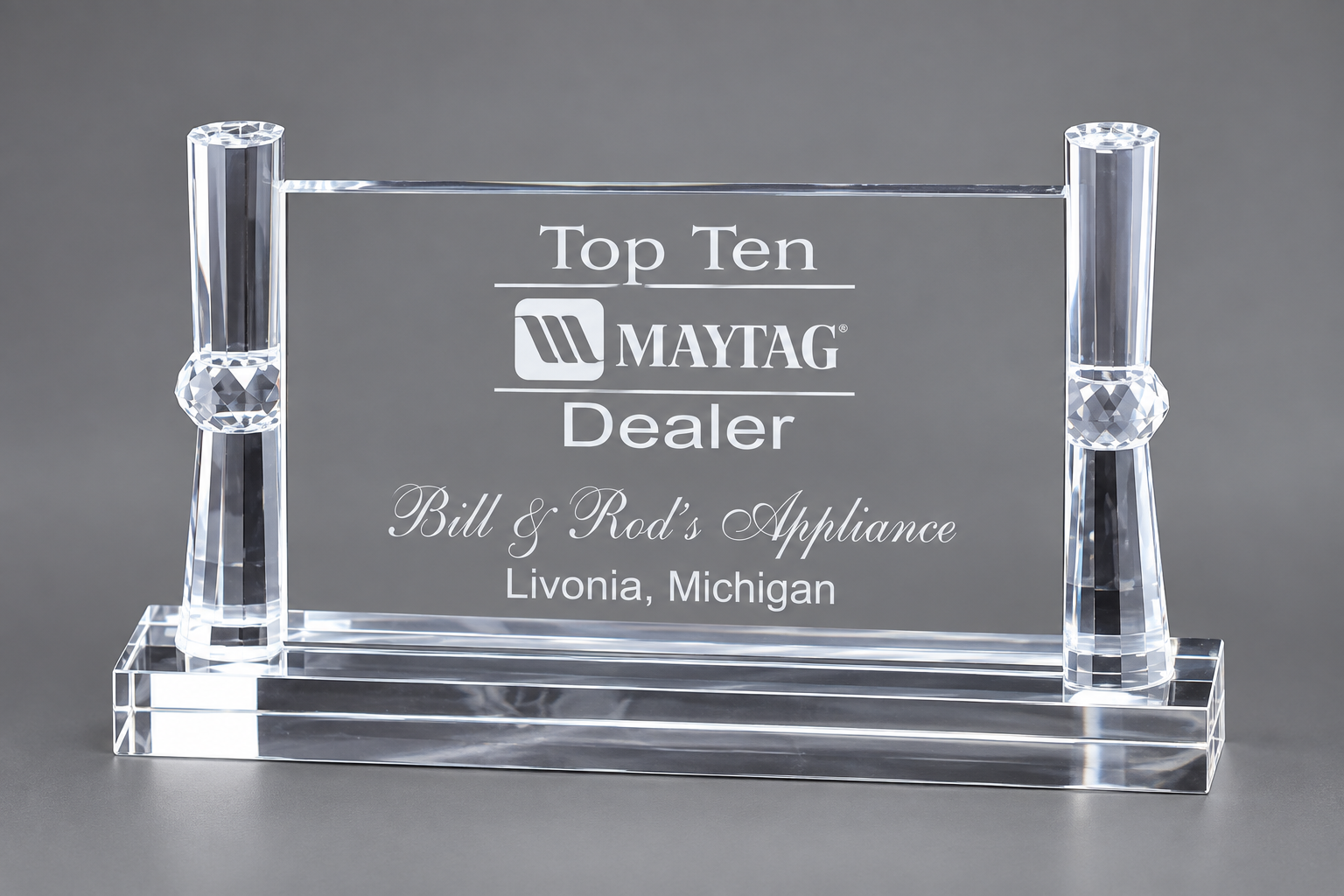 Landscape Atkinson Crystal Award 5.5" x 10" (Includes Engraving)