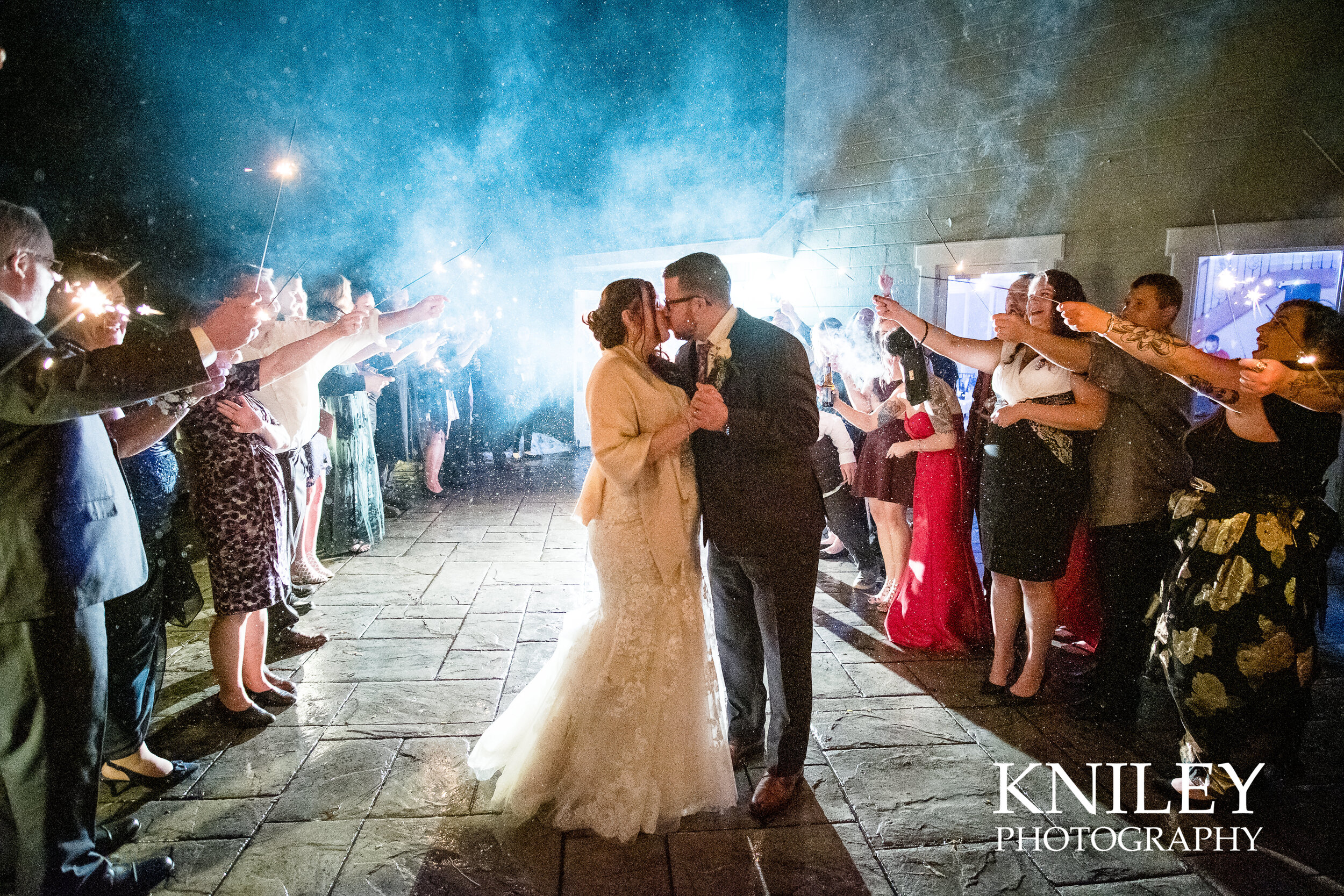 025-Kniley-Photography-Westminster-Chapel-Wedding-Venue-Picture-0240.jpg