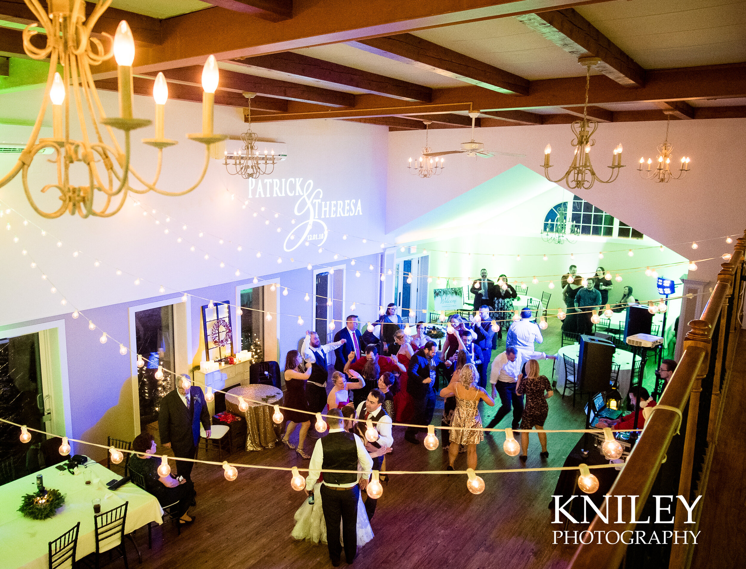 026-Kniley-Photography-Westminster-Chapel-Wedding-Venue-Picture-0298.jpg