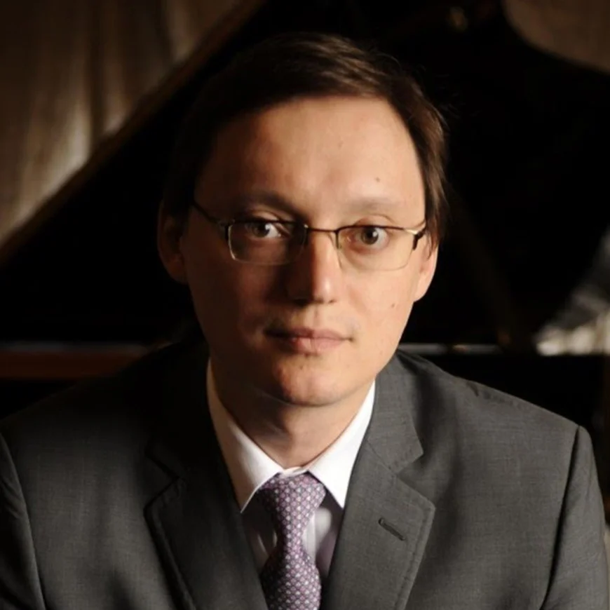 Van Cliburn Gold Medalist, Stanislav Ioudenitch to perform with Behzod for Sunday's performance.