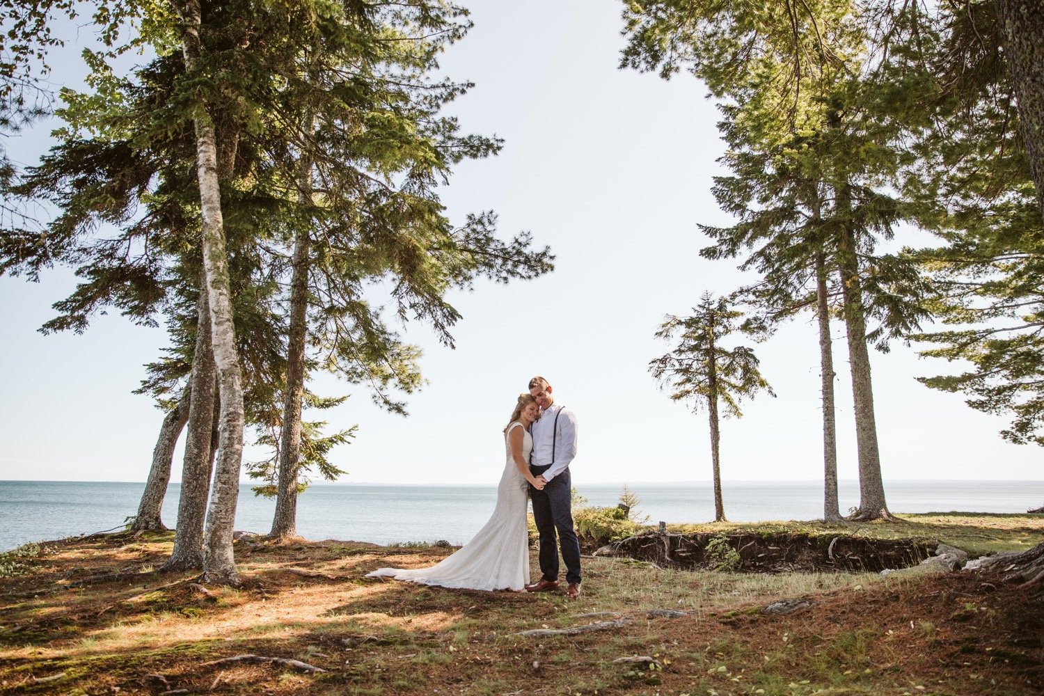  Couple on the shores of Lake Superior. 