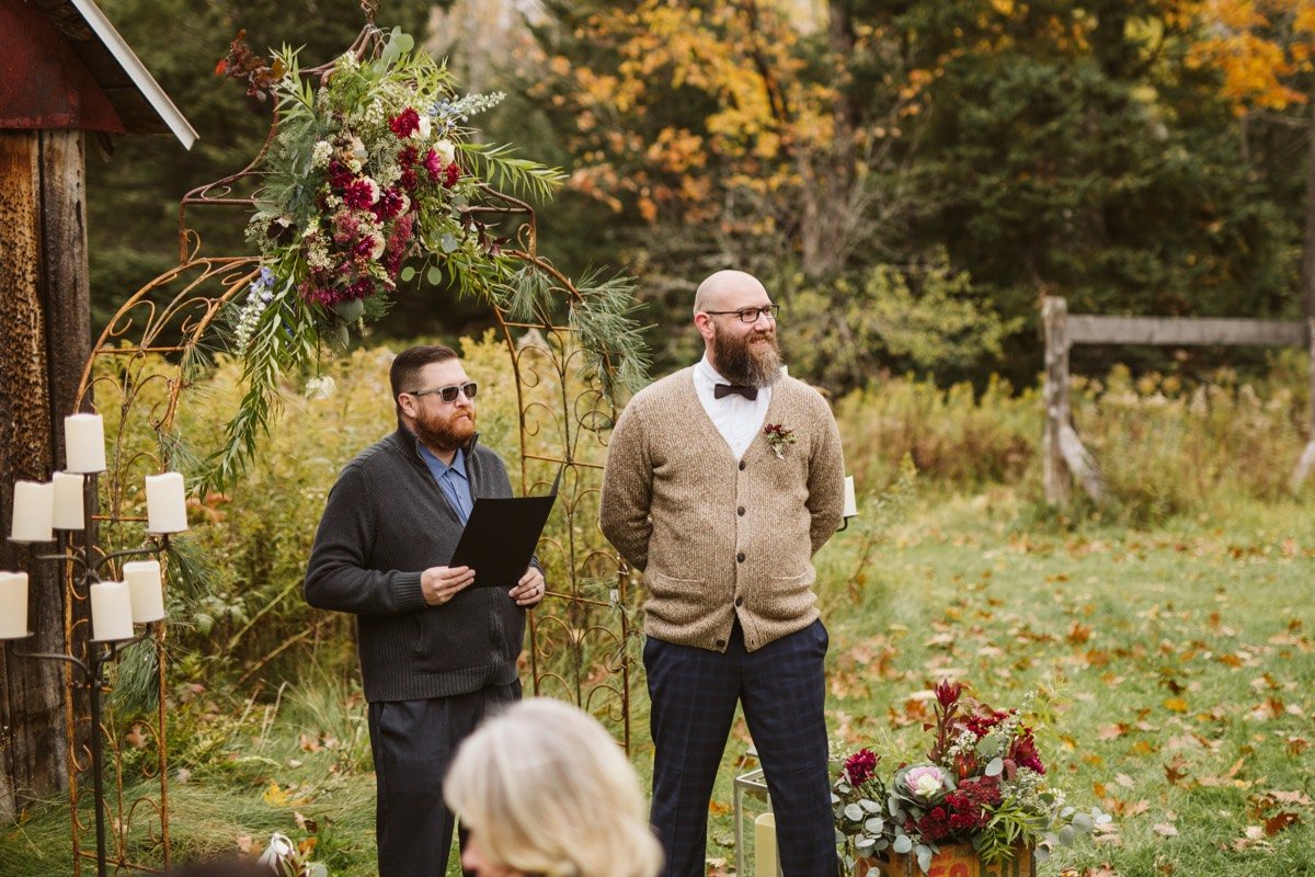 20_Upper Peninsula Michigan Fall Wedding at a Summer Home-56895.jpg