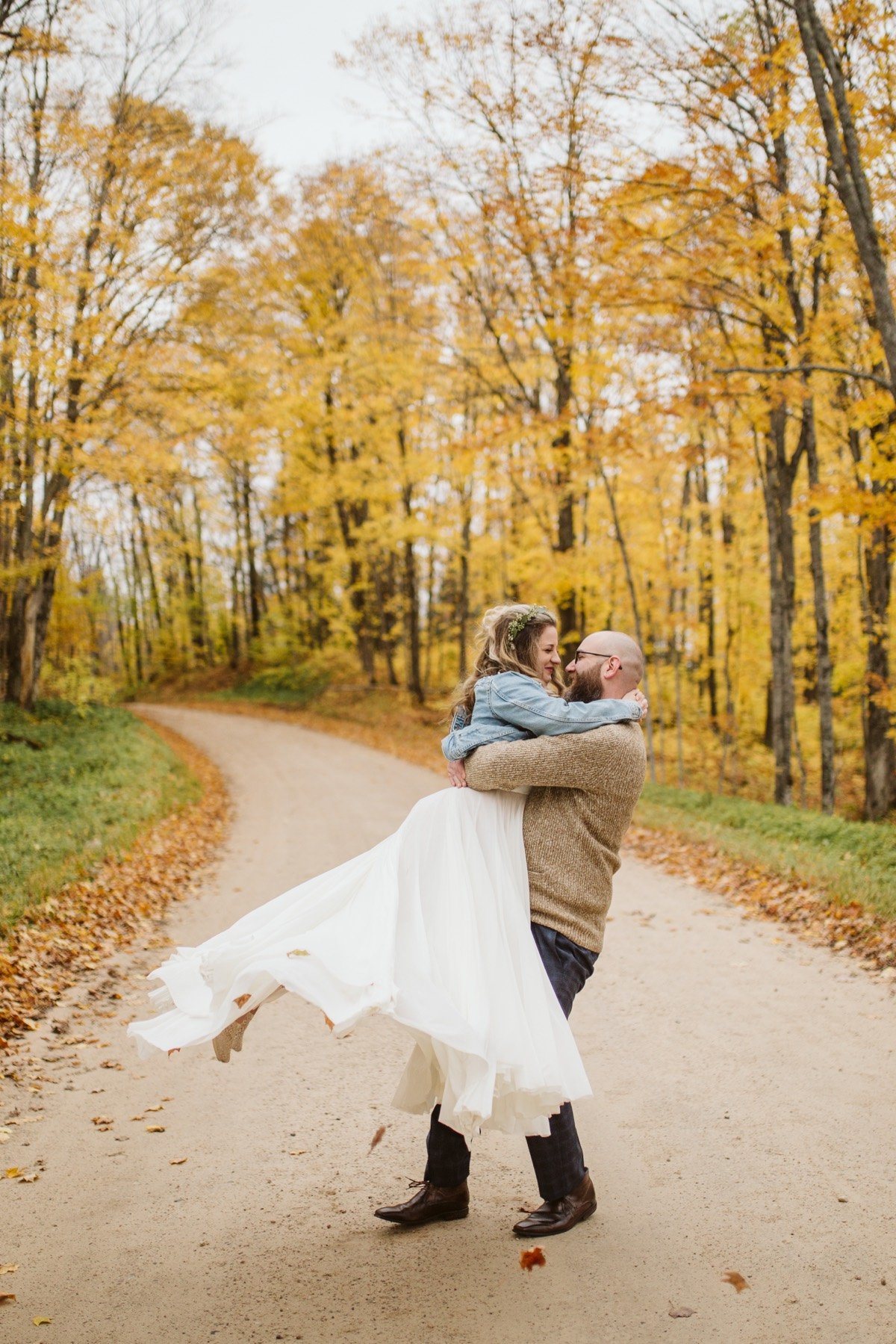 41_Upper Peninsula Michigan Fall Wedding at a Summer Home-1033.jpg