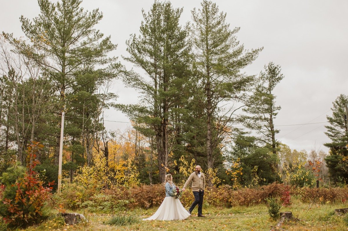 44_Upper Peninsula Michigan Fall Wedding at a Summer Home-1183.jpg