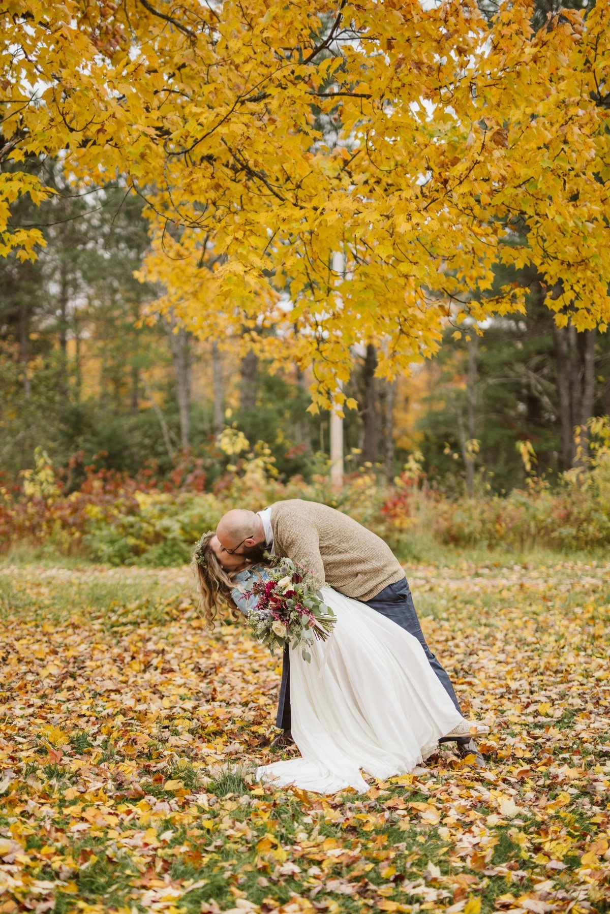 47_Upper Peninsula Michigan Fall Wedding at a Summer Home-57441.jpg