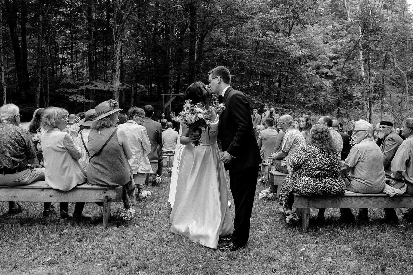 Backyard weddings are always so so special 🤍🤍