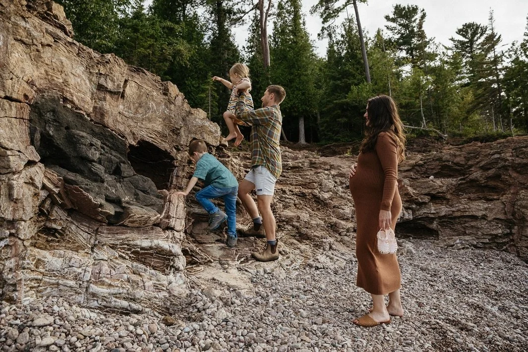 Being a photographer has brought so many opportunities and blessings in my life! Like clients that become dear friends. 
Miss you guys and can&rsquo;t wait to see you soon @eewillys 🤍