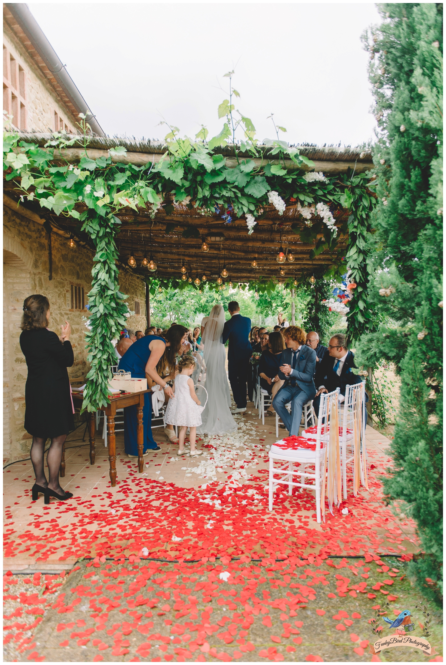 Wedding_Photographer_in_Tuscany_0014.jpg