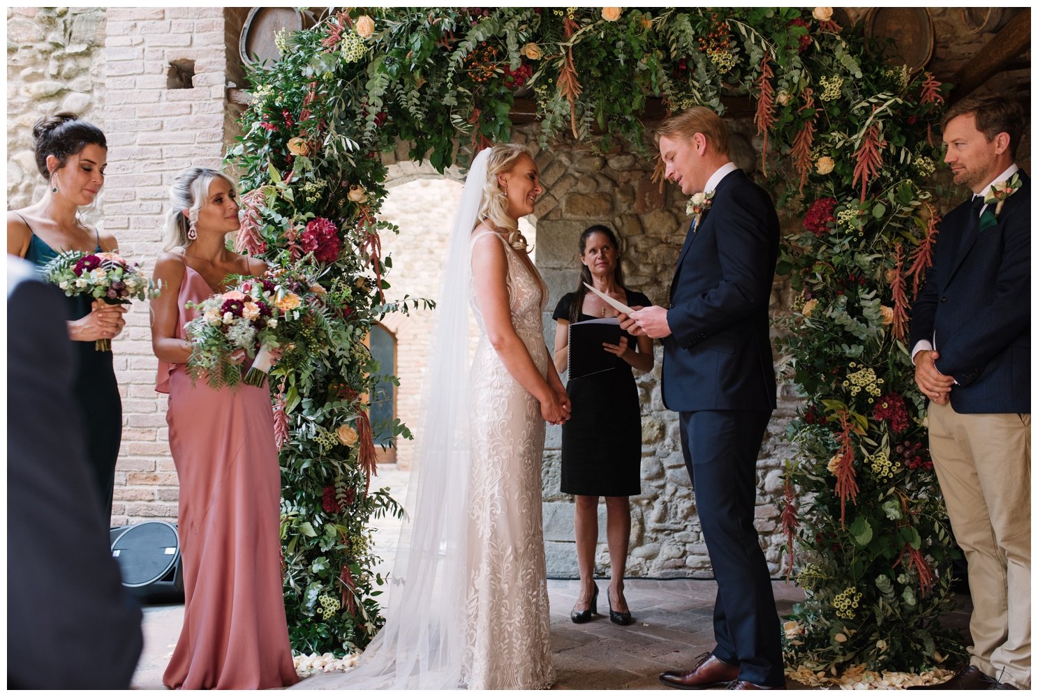 Wedding Photographer in Tuscany Italy_0017.jpg