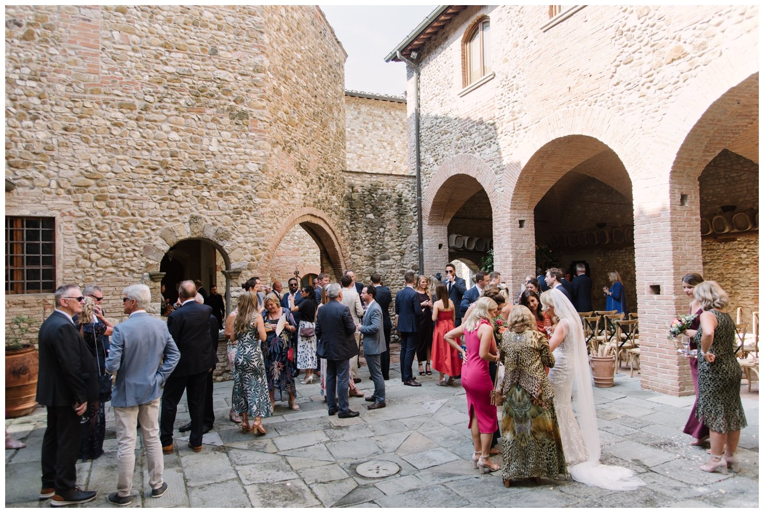 Wedding Photographer in Tuscany Italy_0024.jpg
