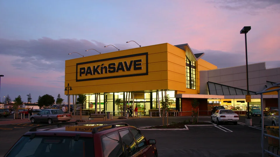 PAK N SAVE